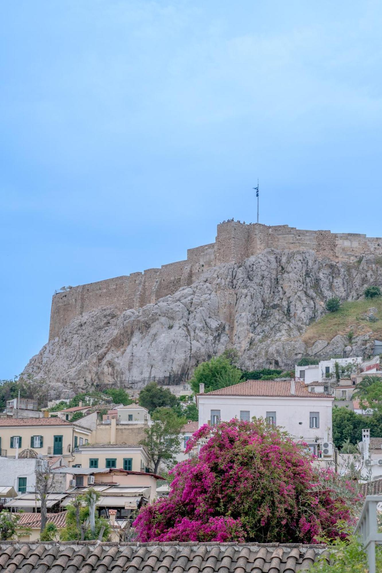 Plaka - Acropolis View *